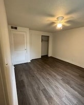 Building Photo - 5808 Stieren Dr