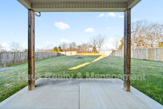 Building Photo - 112 Sycamore Hill Dr