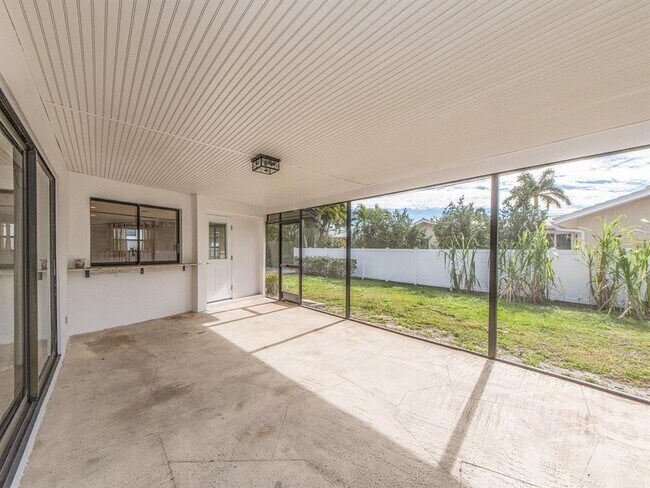 Building Photo - 110 17th St