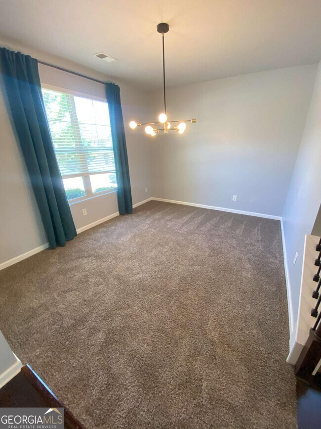 Building Photo - 5224 Cantbury Way