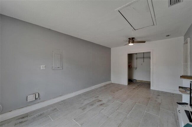 Building Photo - 8818 Ashman Rd