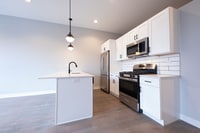 Interior Photo - 1637 W Chicago Ave