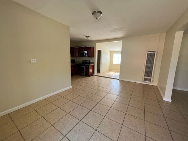 Building Photo - RV T 6951