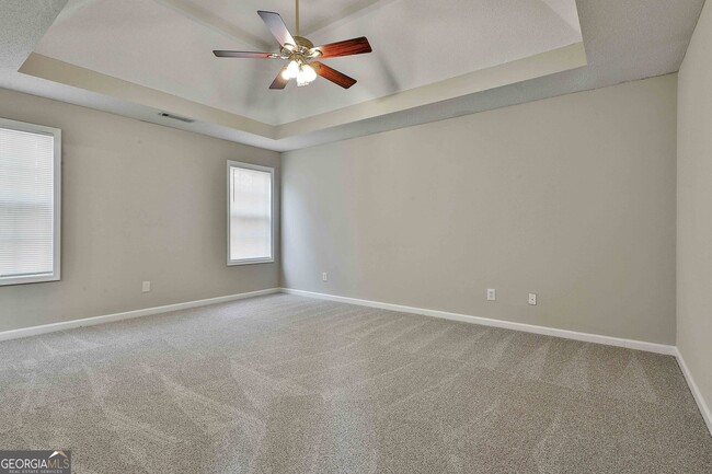 Building Photo - 12241 Crestwood Ct