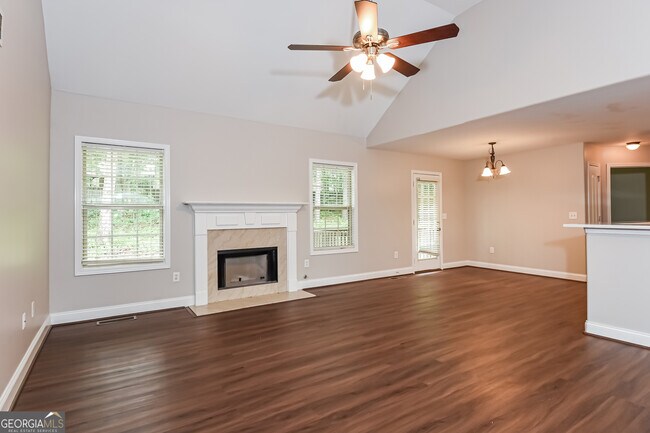 Building Photo - 3823 Refinement Way