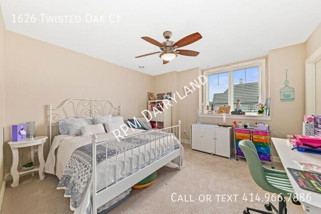 Building Photo - 1626 Twisted Oak Ct