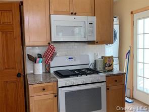 Building Photo - 67 Florida St