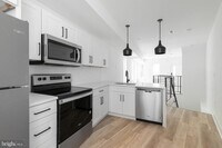Building Photo - 1255 N 23rd St