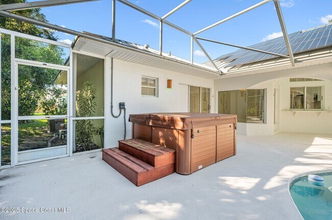 Building Photo - 174 Martesia Way