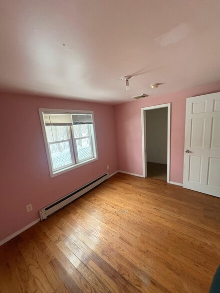 Building Photo - 10 Paradise Trl