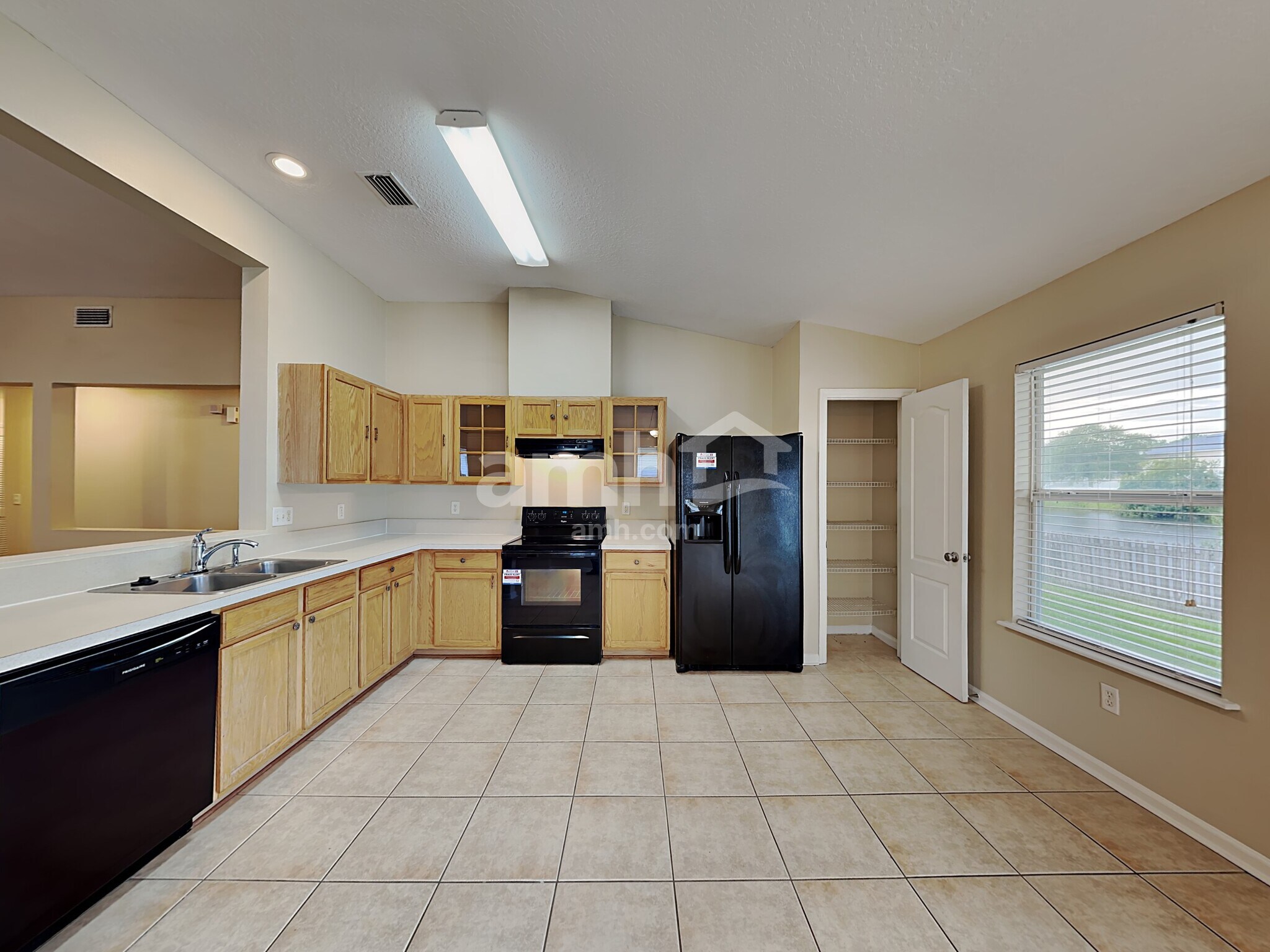 Building Photo - 12712 Daylight Trl