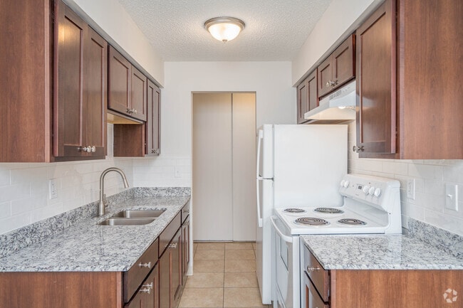 Interior Photo - 3530 18th Ave S