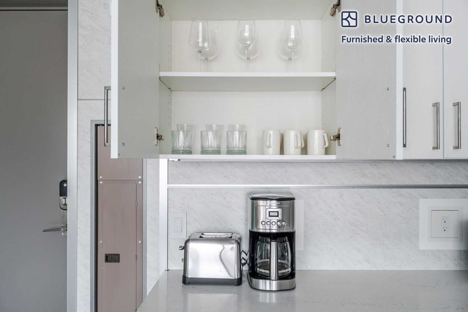 Building Photo - 303 Battery St