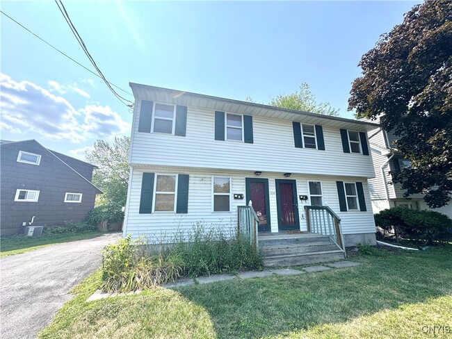 Primary Photo - 1336 Westcott St