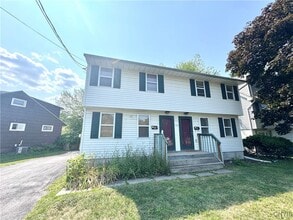 Building Photo - 1336 Westcott St
