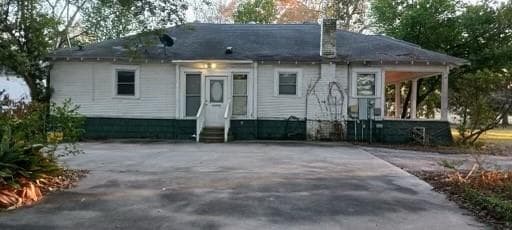 Building Photo - 1902 N Houston Ave