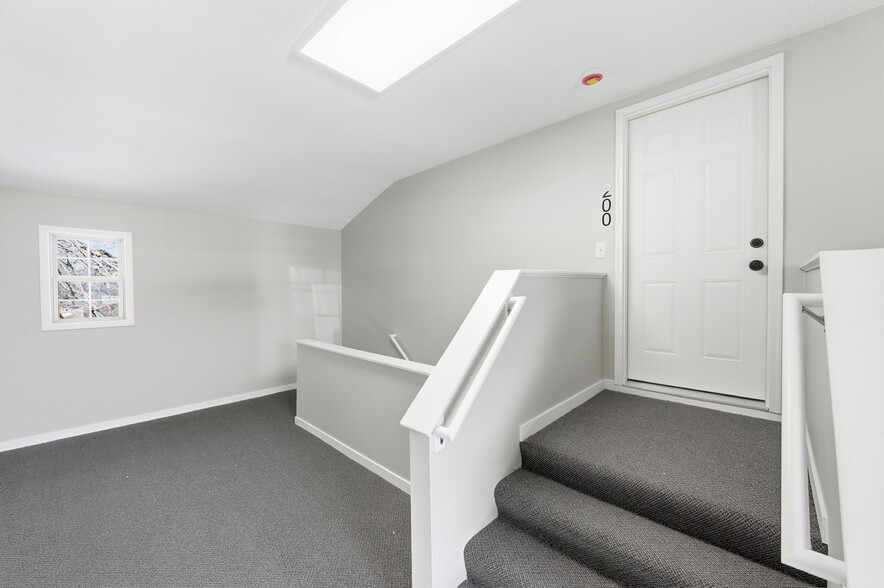 Entryway - 12605 Main St