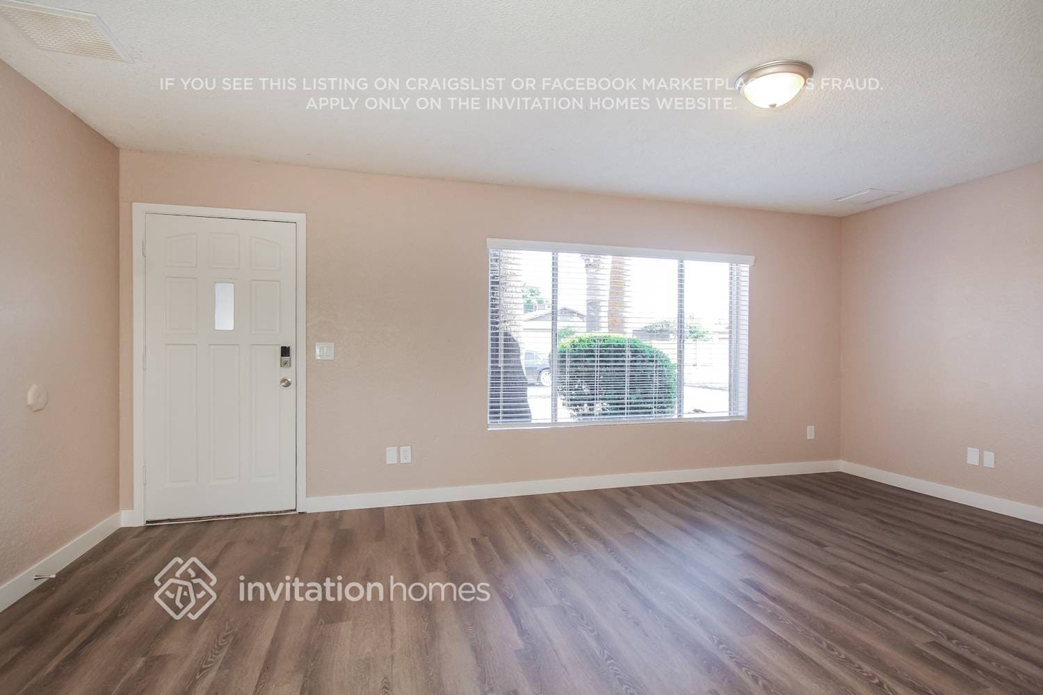 Building Photo - 8838 N 46th Dr