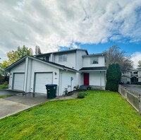 Building Photo - 3 Bed 2.5 Bath Roosevelt Area Remodeled  M...