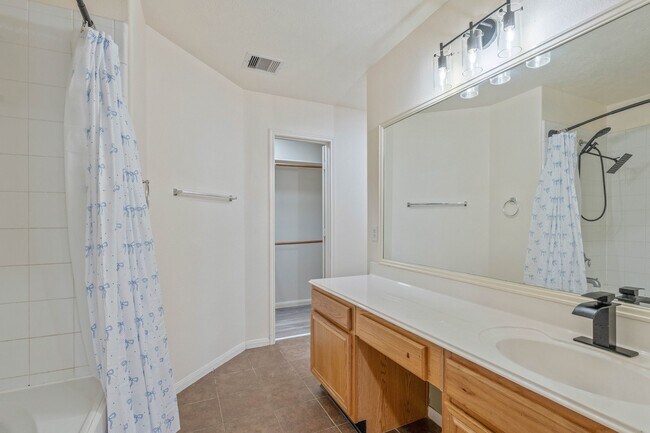 Building Photo - 21523 Juniper Meadows Dr