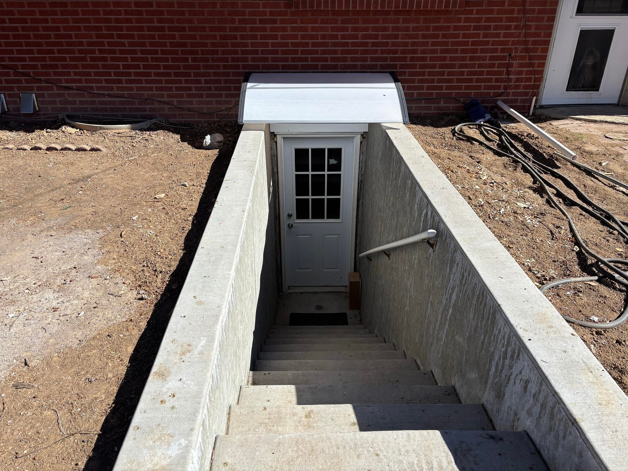 Private Entry - 2631 S Zurich Ct