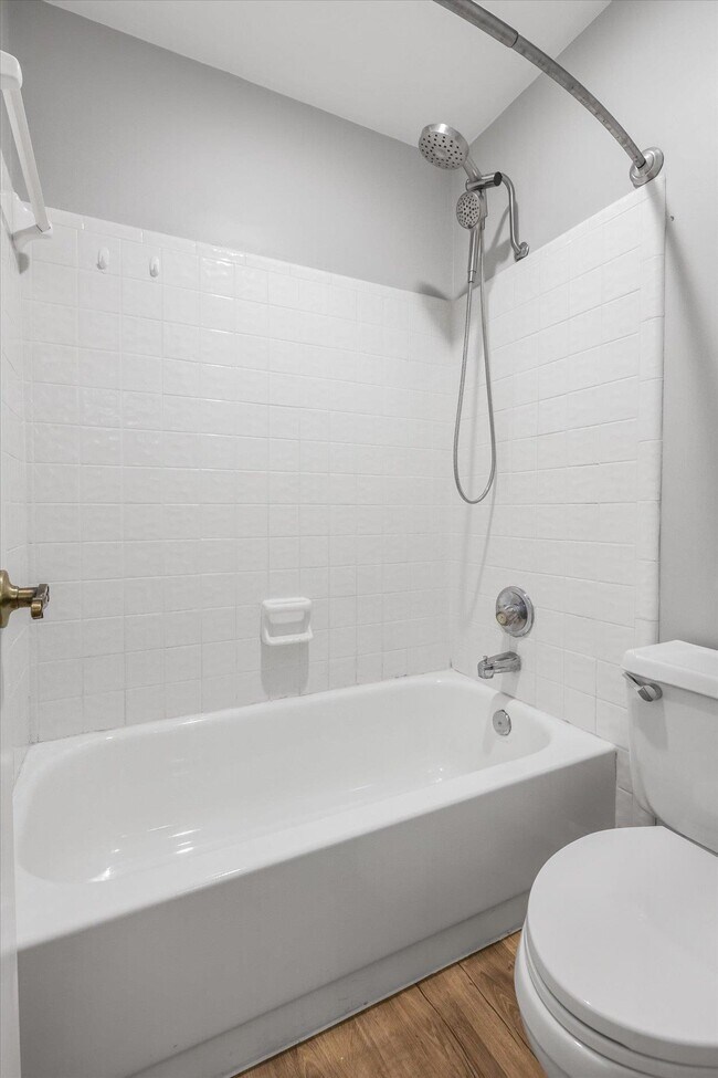 Building Photo - 3108 Ironwood Dr