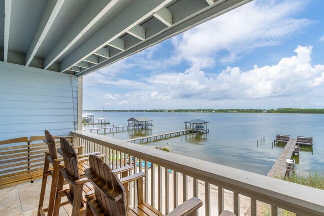 Building Photo - 1988 W Beach Blvd