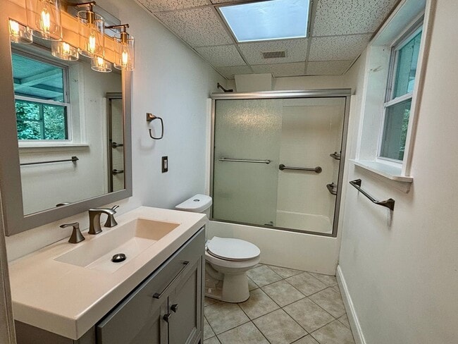 Building Photo - 2712 Sherlock Dr