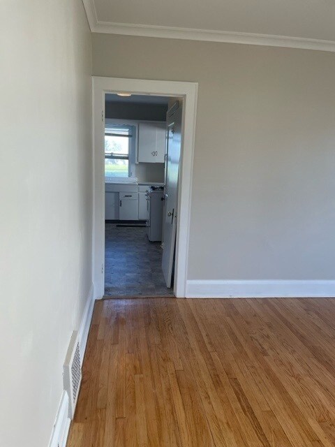 Building Photo - 2428 71st St