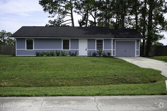 Building Photo - 670 Bluefields St SE