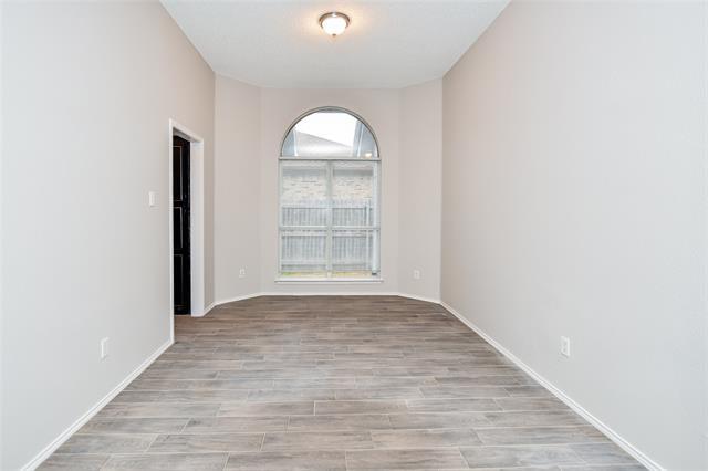 Building Photo - 2406 Garden Creek Dr