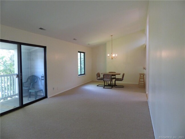 Building Photo - 64 Lawson Ln