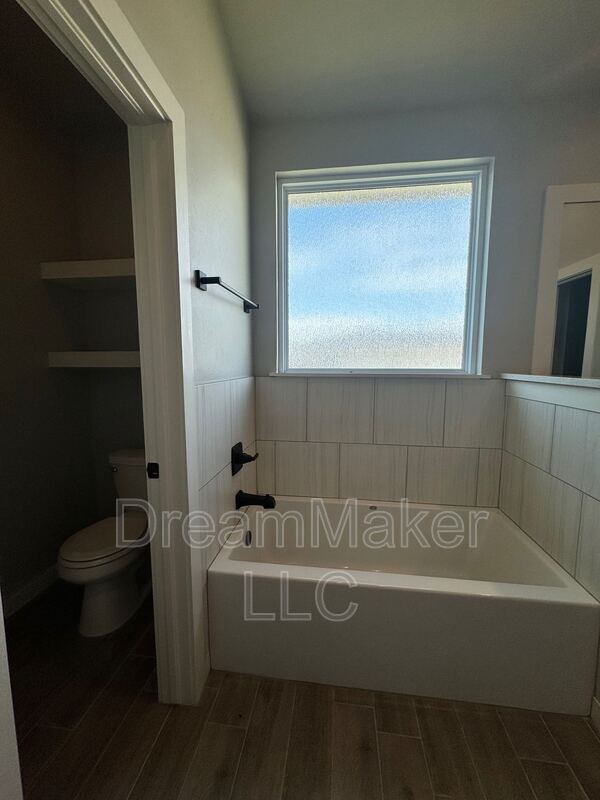 Building Photo - 4974 Magnolia Mdw Wy