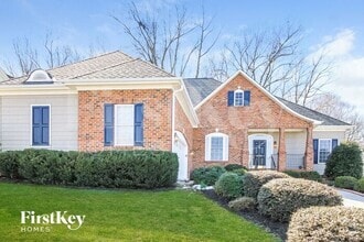 Building Photo - 2750 Chestnut Ridge Dr