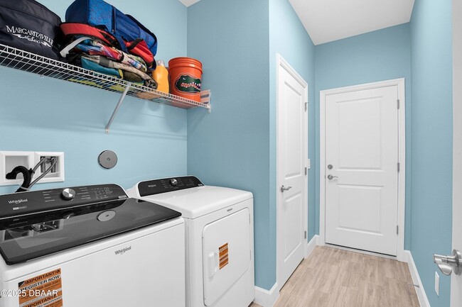 Building Photo - 275 Last Mango Dr