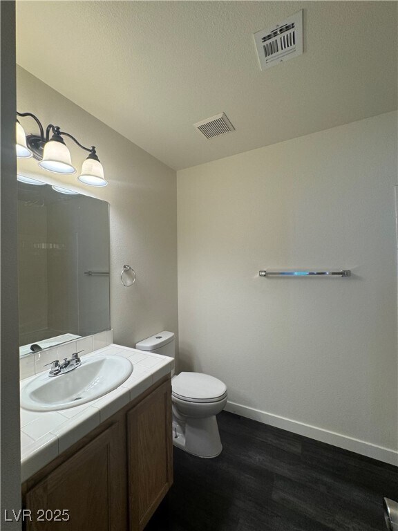 Building Photo - 7100 W Pirates Cove Rd