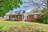 Building Photo - 500 Windy Rd