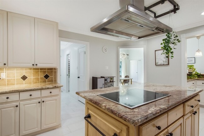 Building Photo - 354 Tealwood Dr