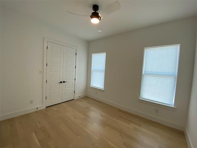 Building Photo - 805 S Glasgow Dr