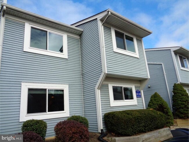 Building Photo - 101 Greenridge Cir