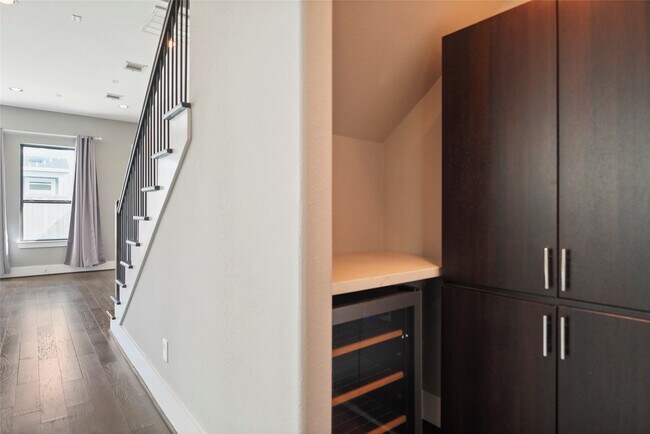 Building Photo - 4123 Eigel St