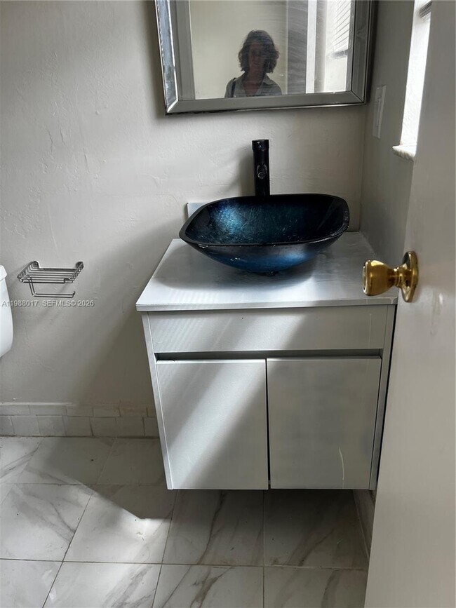 Building Photo - 1800 SW 81st Ave