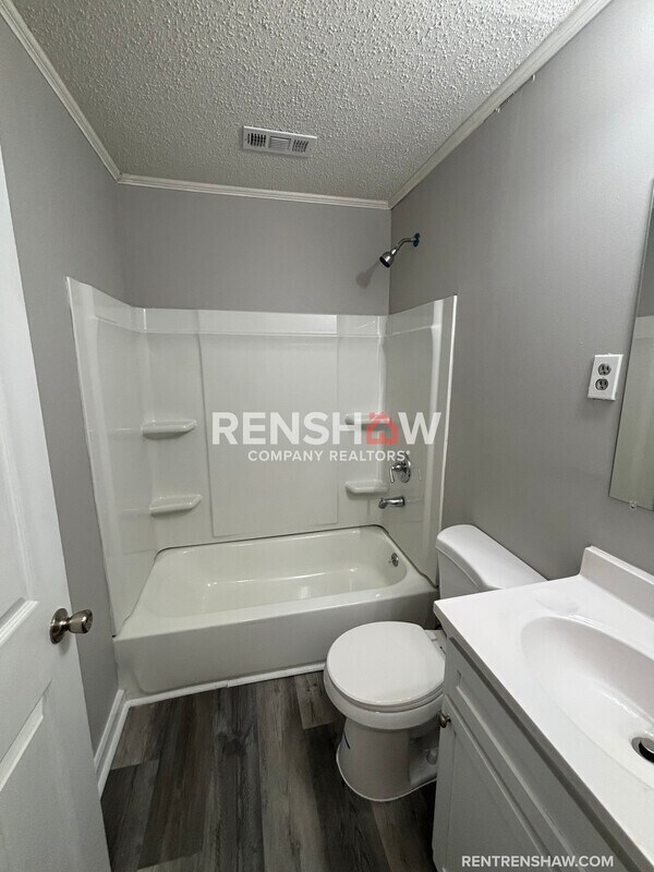 Building Photo - 1242 Airways Blvd