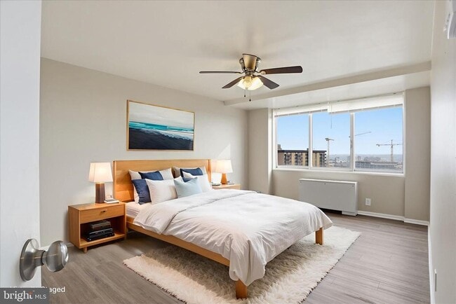 Building Photo - 301 N Beauregard St