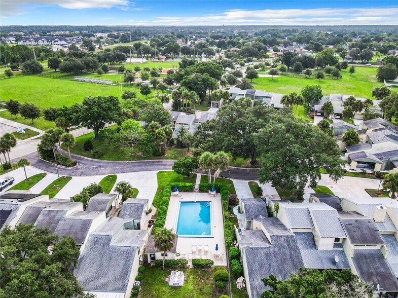 Building Photo - 53 Saint Andrews Ct