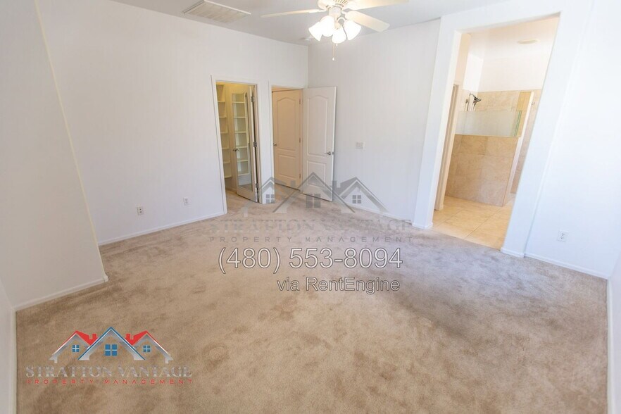 Building Photo - 1679 E Irene Ct