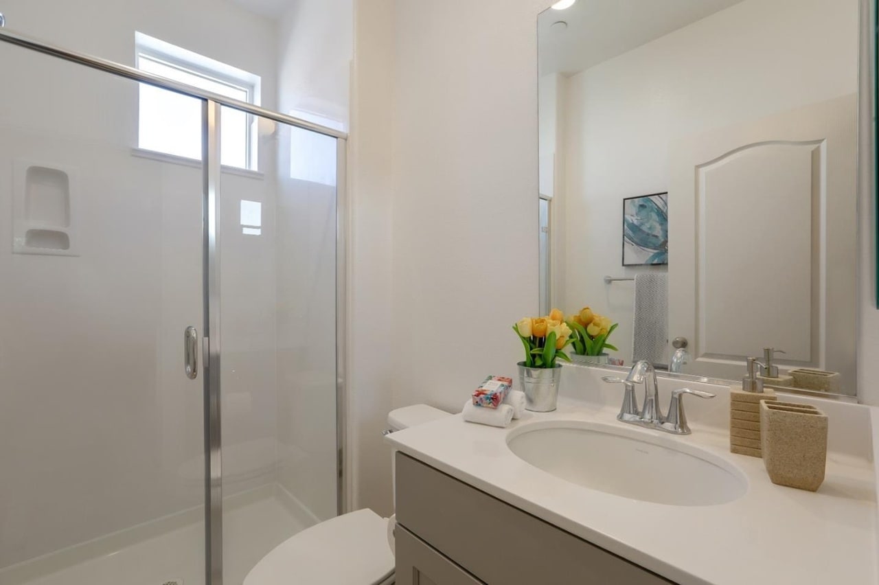 Building Photo - 5513 Great Oaks Pky