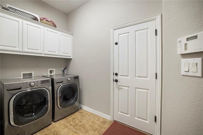 Building Photo - 3501 Citrine Pl