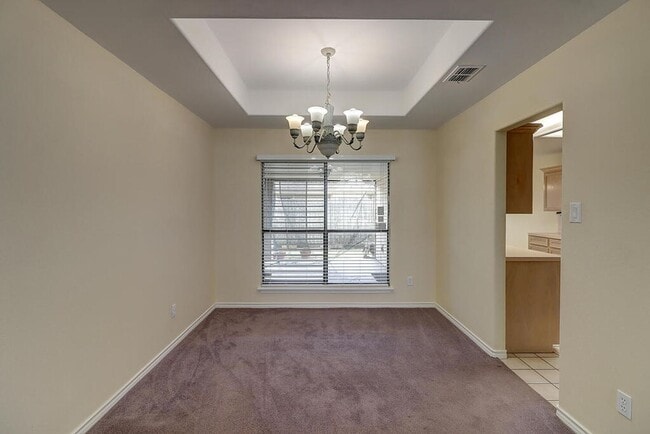 Building Photo - 4321 Holly Ridge Dr