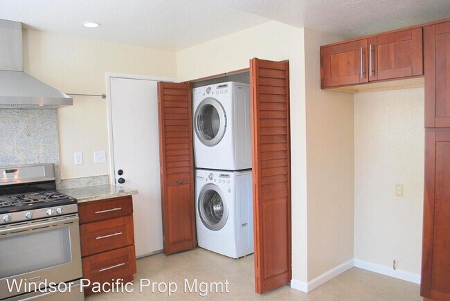 Building Photo - 3 br, 2 bath House - 9468 Alcosta Blvd.
